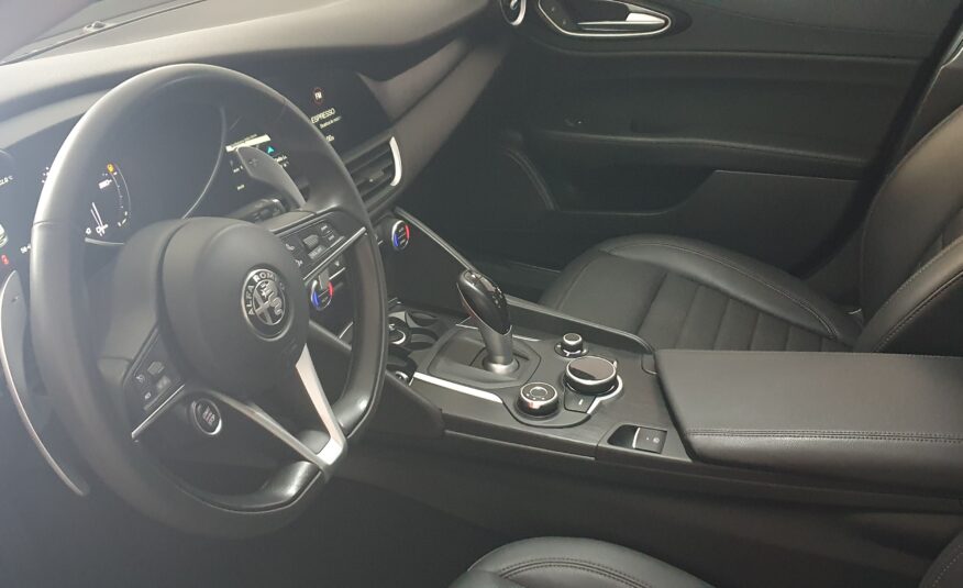 Alfa Romeo Giulia 2.2 M-Jet 180cv Super