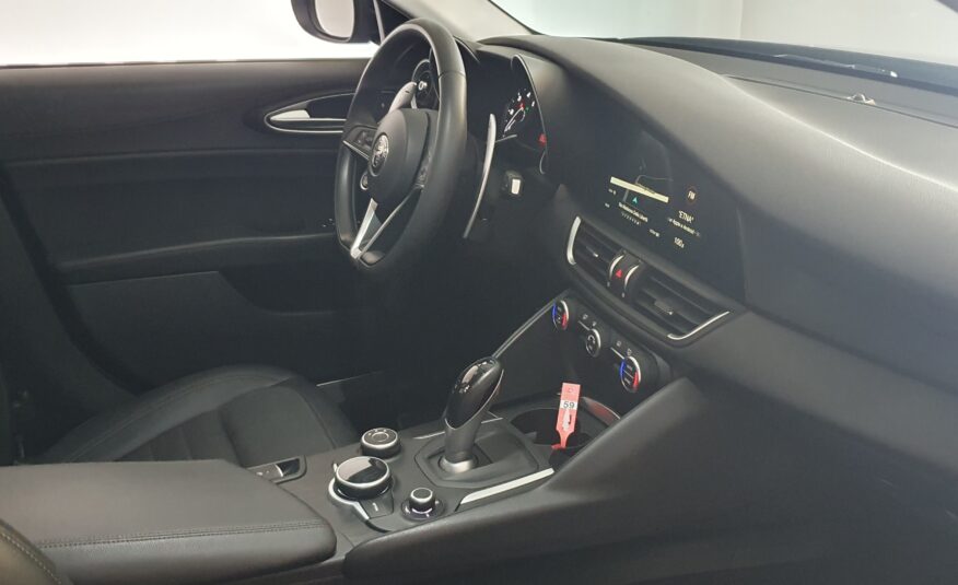 Alfa Romeo Giulia 2.2 M-Jet 180cv Super