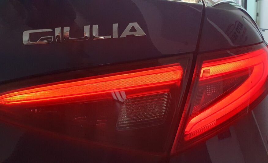 Alfa Romeo Giulia 2.2 M-Jet 180cv Super
