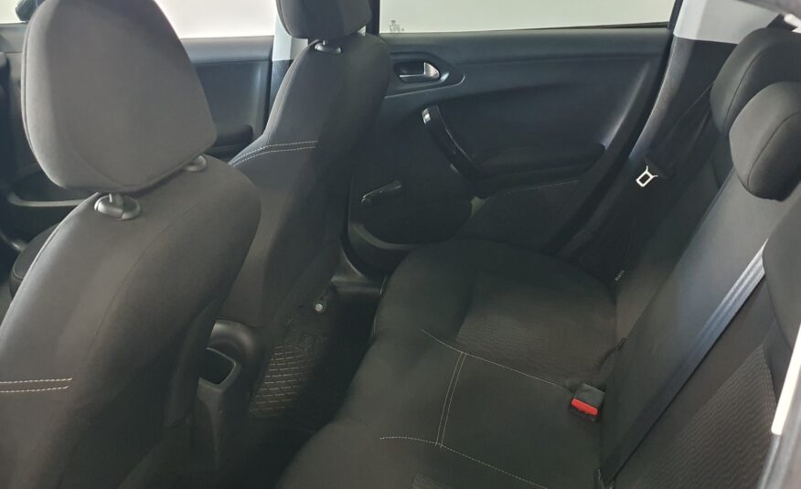 Peugeot 208 1.2 e- VTI 82cv active