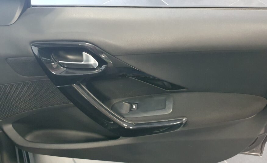 Peugeot 208 1.2 e- VTI 82cv active