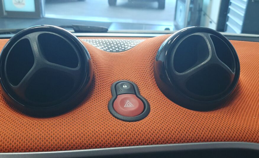 Smart ForTwo 1.0 benzina 70cv Edition #1 Passion