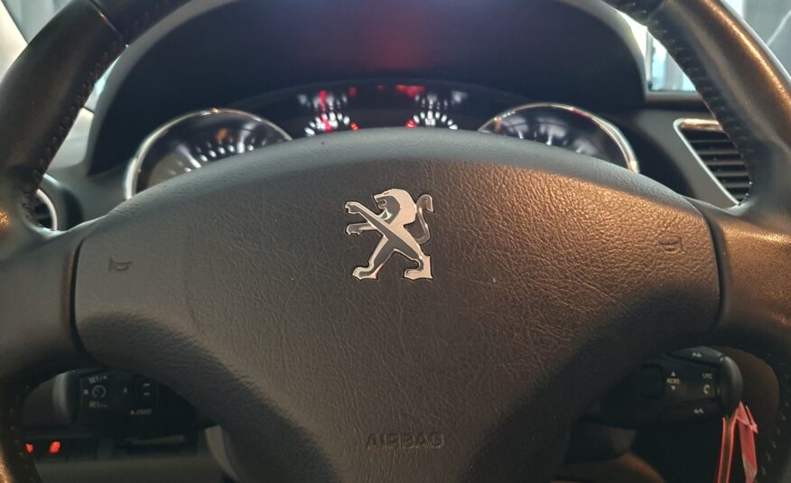 peugeot 3008 1.6 Hdi 115cv Active