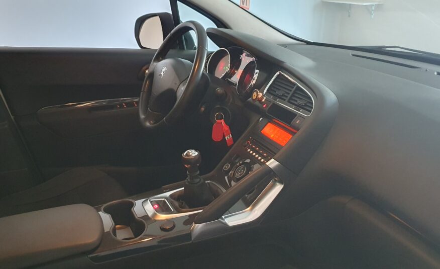 peugeot 3008 1.6 Hdi 115cv Active