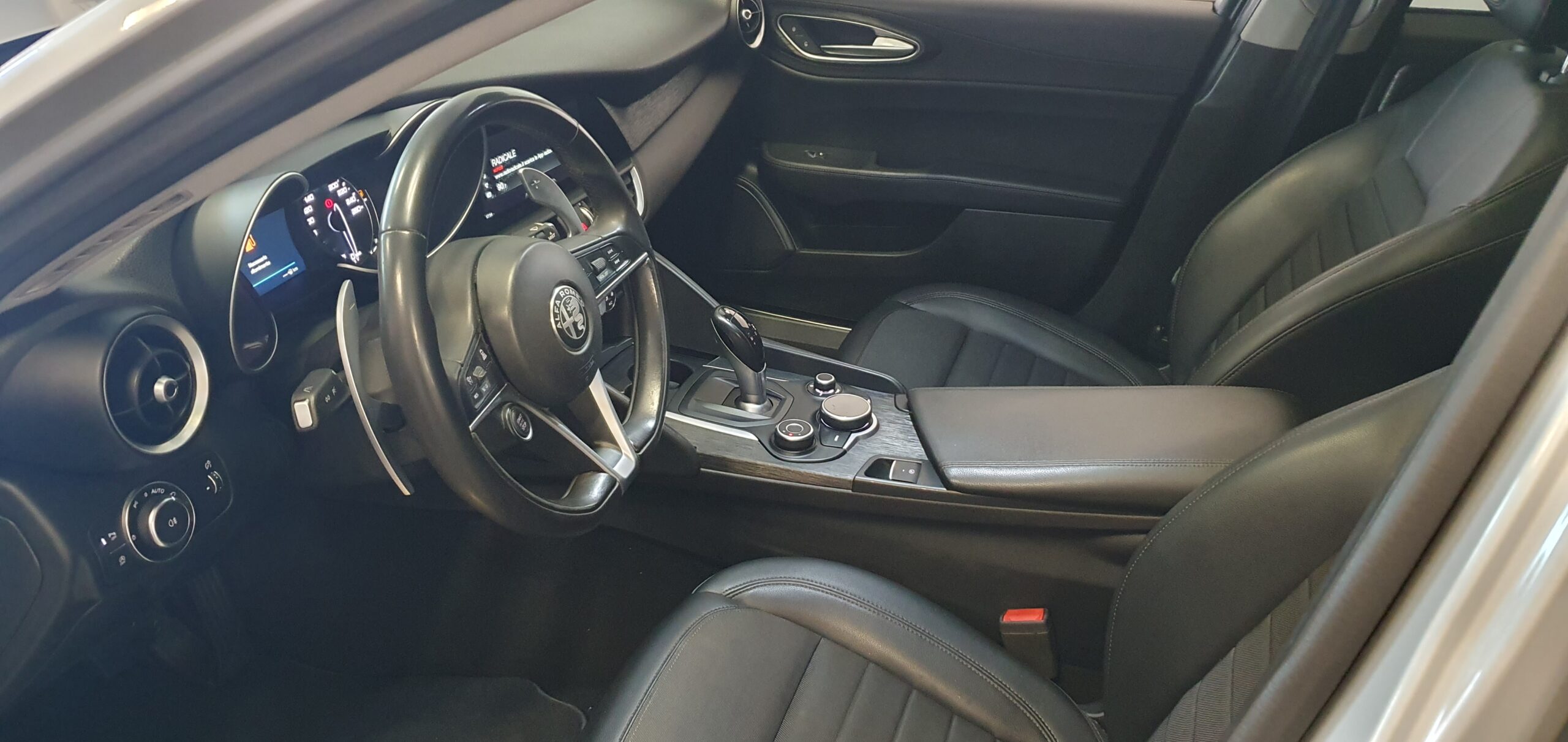 Alfa Romeo Giulia 2.2 Jtdm 160cv B-Tech