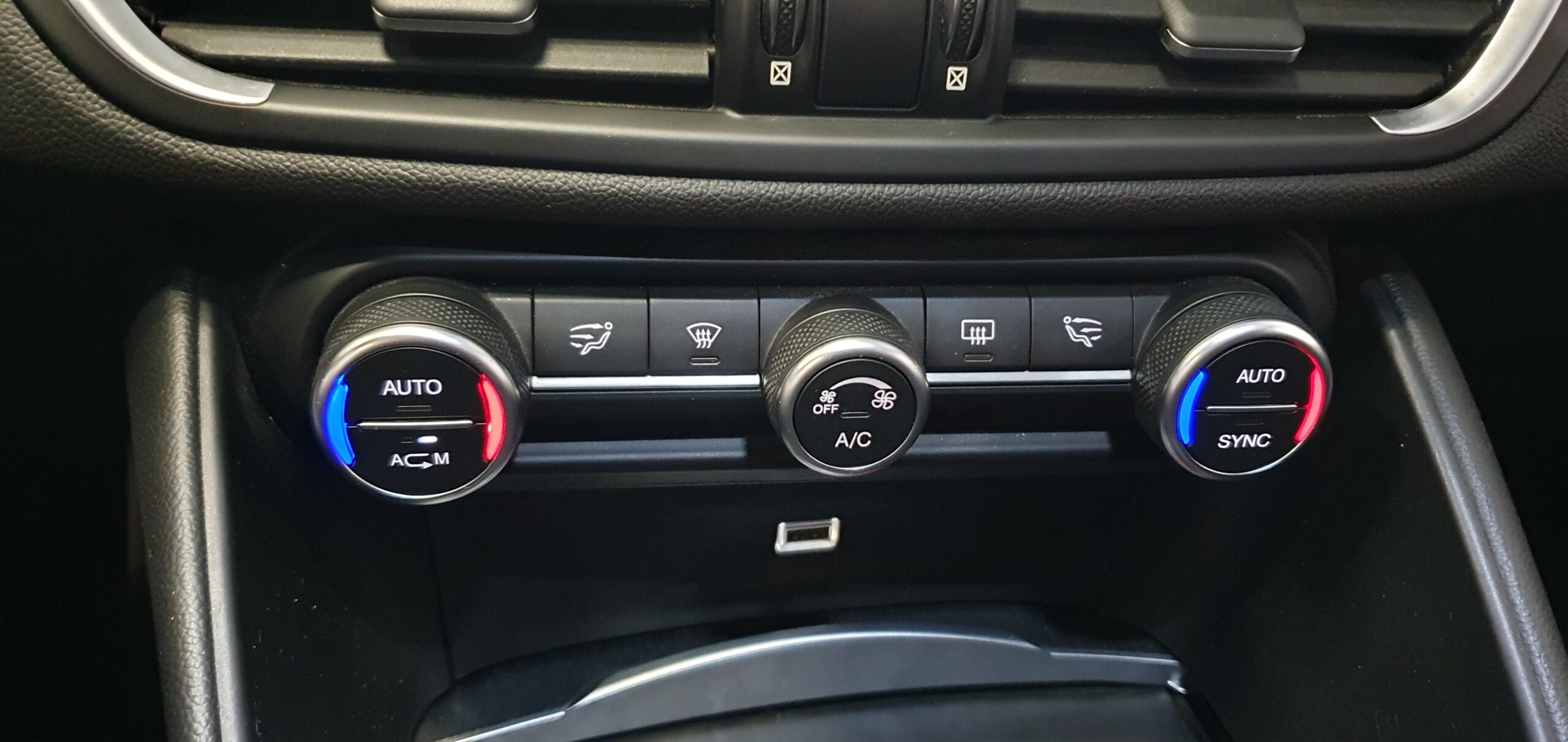Alfa Romeo Giulia 2.2 Jtdm 160cv B-Tech
