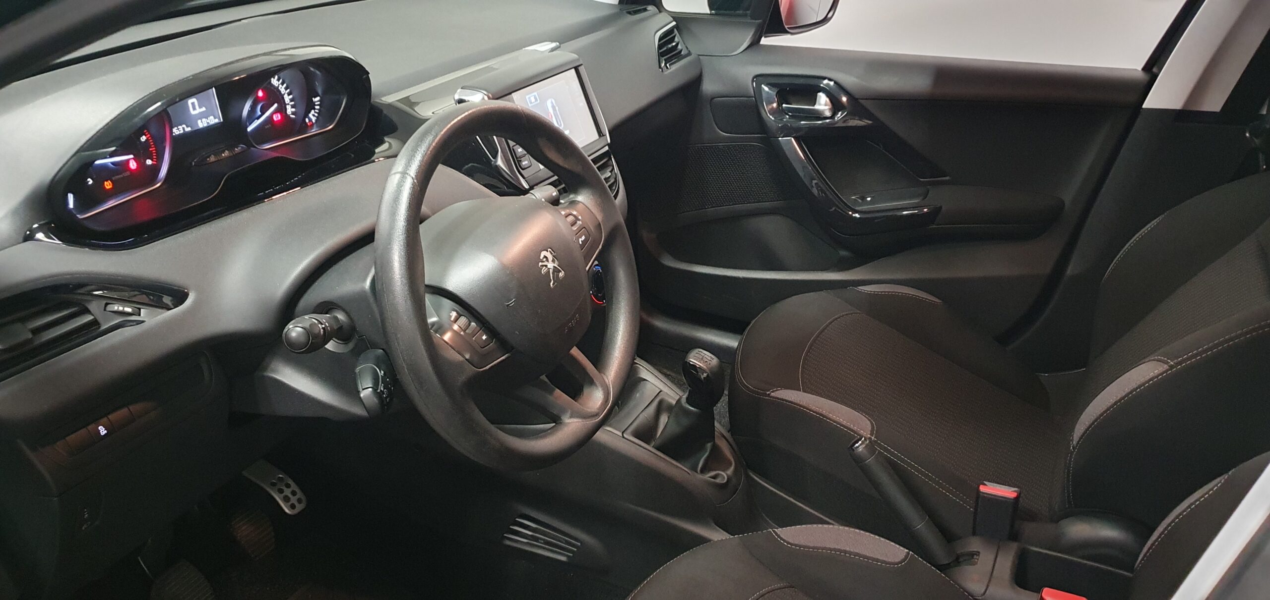 Peugeot 208 1.6 Hdi 75cv Active
