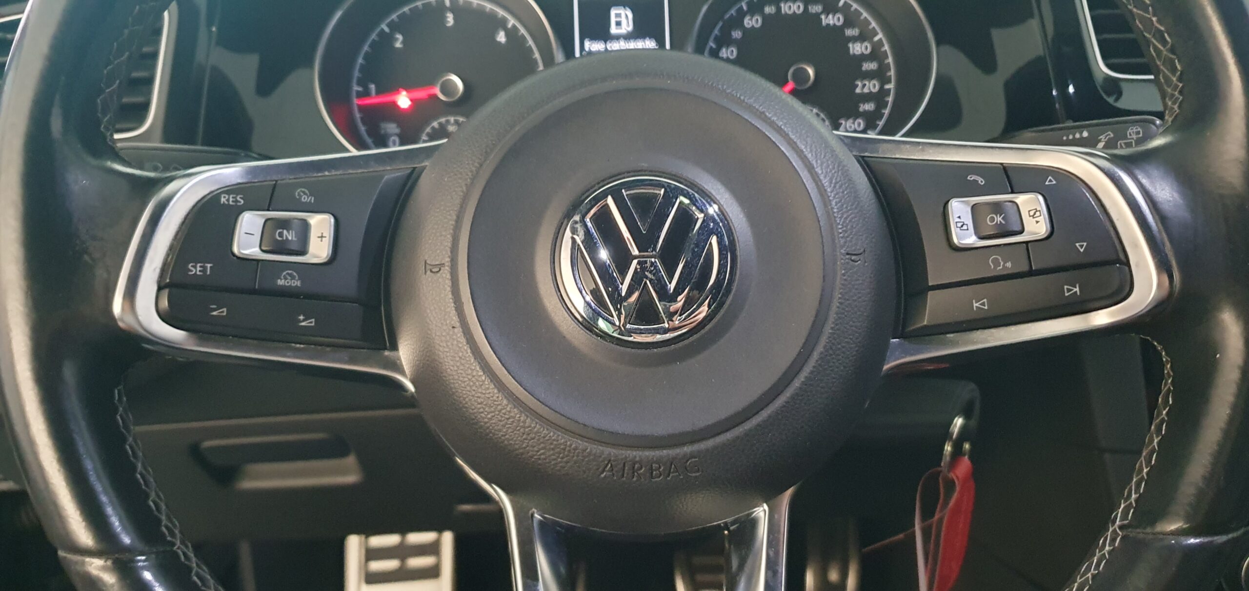 Volkswagen Golf 1.6 TDI 110 CV R-Line